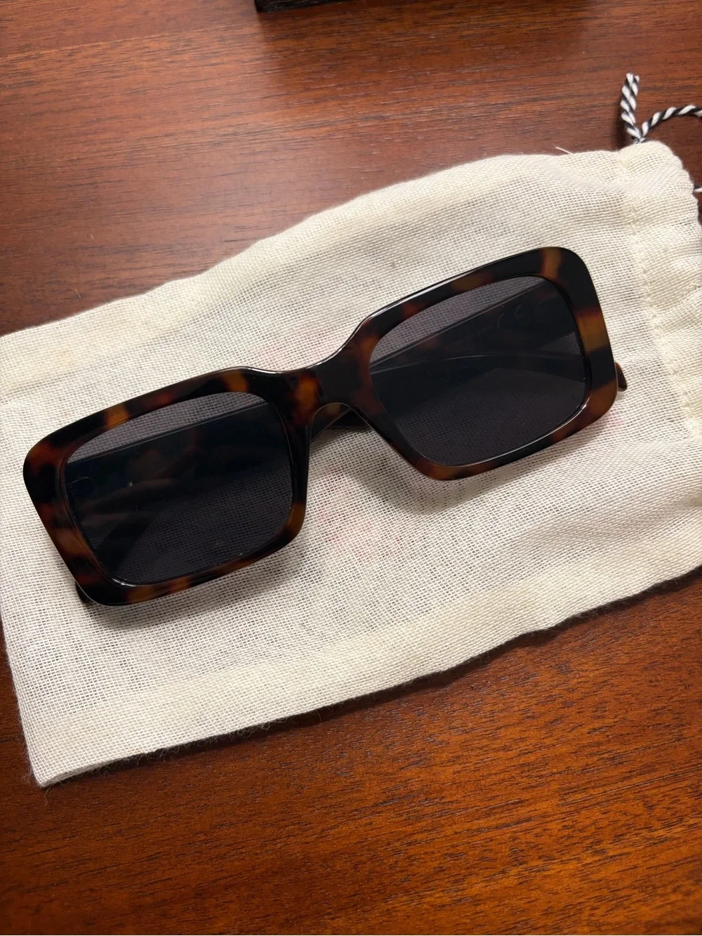 H&M Tortoiseshell Rectangular Sunglasses with Dark Lenses